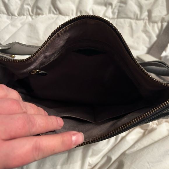 Fossil genuine leather crossbody bag - Picture 4 of 4